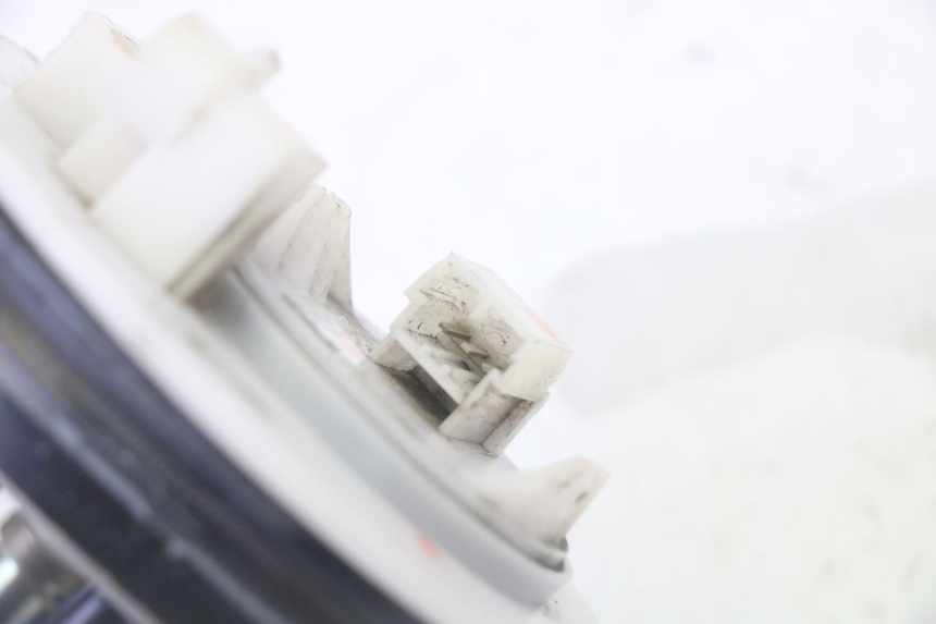 photo de KRAFTSTOFFPUMPE YAMAHA X-MAX XMAX 125 (2010 - 2013) - Zoom auf Gebrauchszustand