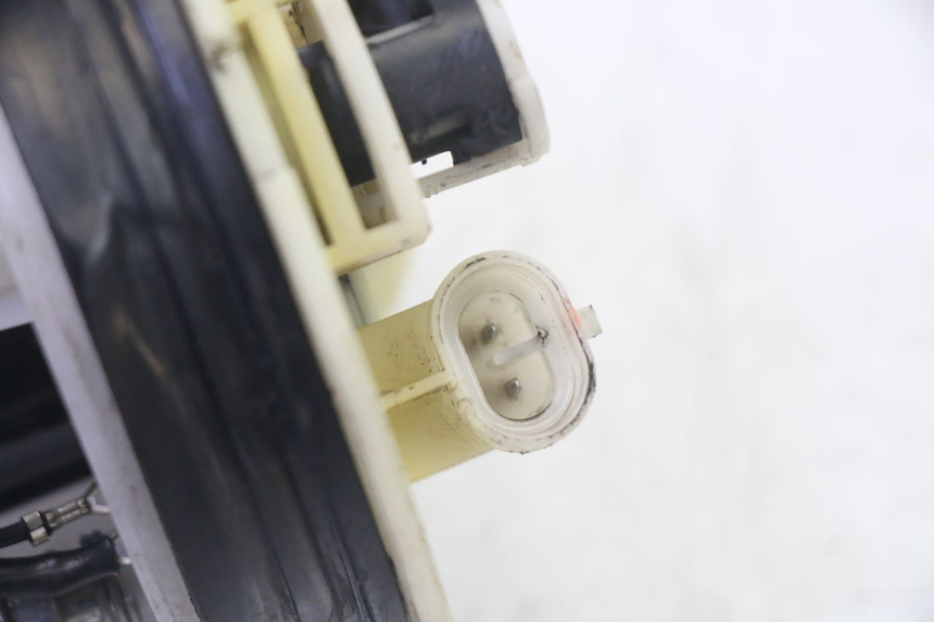 photo de KRAFTSTOFFPUMPE YAMAHA X-MAX XMAX 250 (2006 - 2009) - Detailansicht des Bauteils