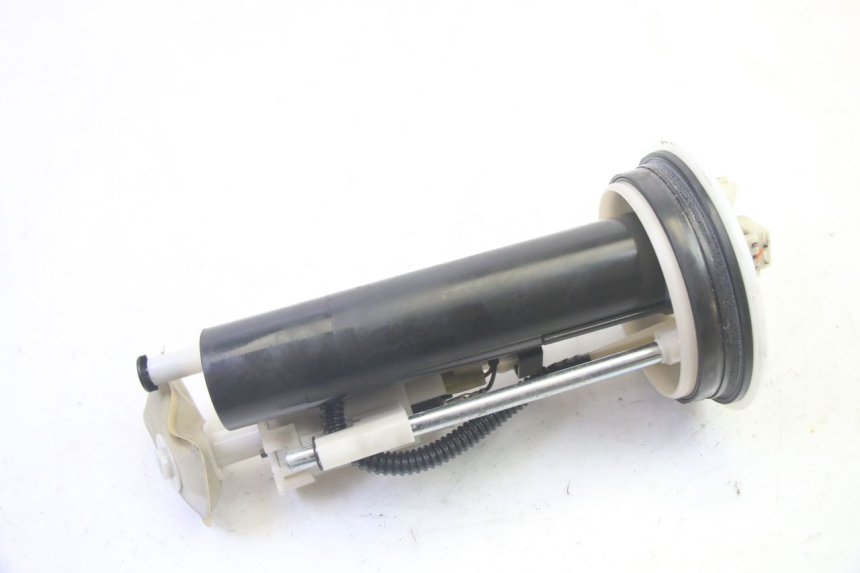 photo de KRAFTSTOFFPUMPE YAMAHA XMAX X-MAX 125 (2006 - 2009) - Zoom auf Gebrauchszustand