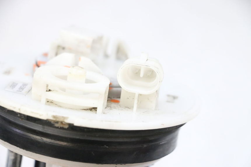 photo de KRAFTSTOFFPUMPE YAMAHA XMAX X-MAX 125 (2006 - 2009) - Details der Befestigungspunkte