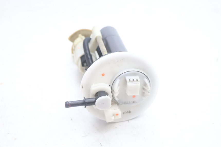photo de KRAFTSTOFFPUMPE YAMAHA XMAX X-MAX 125 (2006 - 2009) - Zoom auf Gebrauchszustand