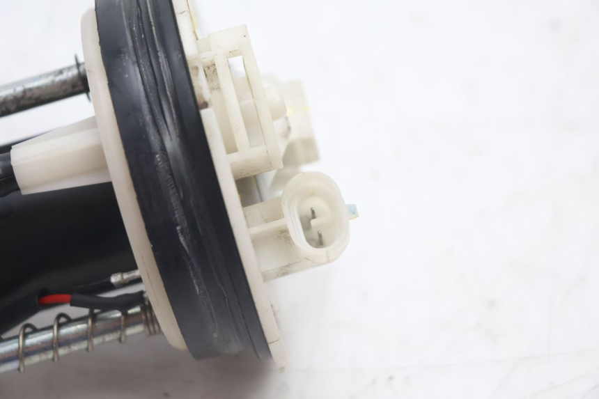 photo de KRAFTSTOFFPUMPE YAMAHA X-MAX XMAX 125 (2010 - 2013) - Detailansicht des Bauteils