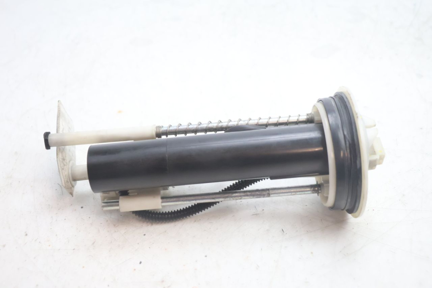 photo de KRAFTSTOFFPUMPE YAMAHA X-MAX XMAX 125 (2010 - 2013) - Zoom auf Gebrauchszustand
