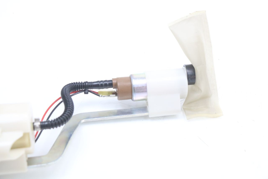 photo de KRAFTSTOFFPUMPE PIAGGIO X10 125 (2012 - 2017) - Alternative Perspektive