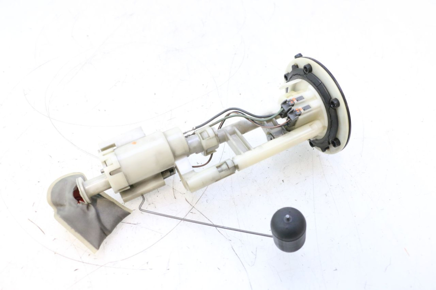 photo de BENZINPUMPE YAMAHA XP T-MAX ABS 500 (2005 - 2005) - Detailansicht des Bauteils