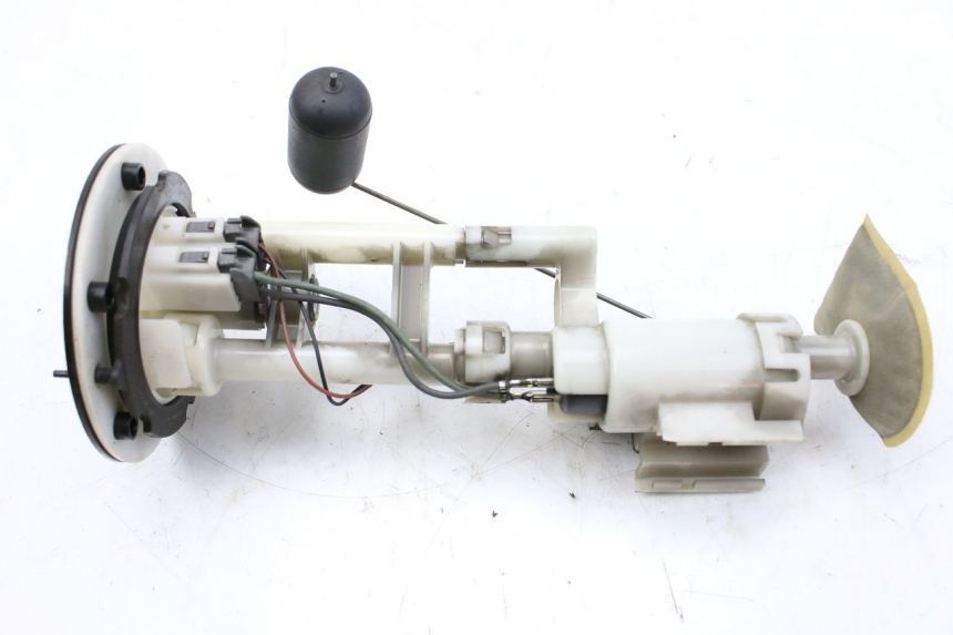 photo de KRAFTSTOFFPUMPE YAMAHA XP T-MAX TMAX ABS 500 (2004 - 2007) - Details der Befestigungspunkte