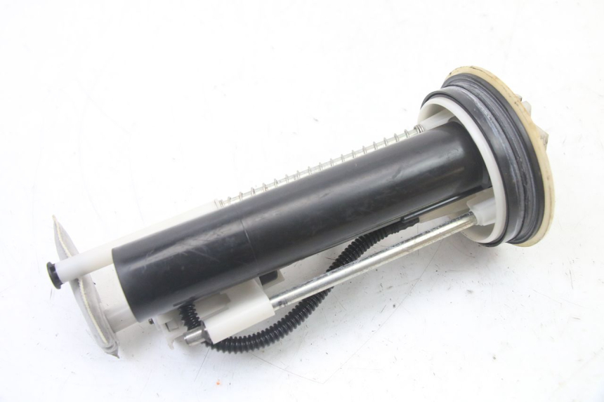 photo de KRAFTSTOFFPUMPE YAMAHA X-MAX XMAX ABS 250 (2010 - 2014) - Zoom auf Gebrauchszustand