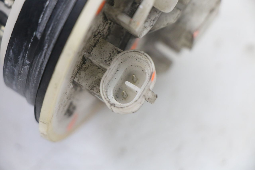 photo de KRAFTSTOFFPUMPE YAMAHA X-MAX XMAX ABS 250 (2010 - 2014) - Gesamtansicht des Produkts