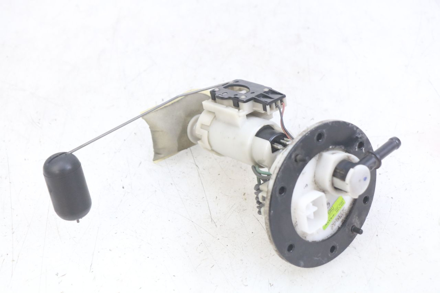 photo de KRAFTSTOFFPUMPE YAMAHA YP MAJESTY 400 (2004 - 2008) - Hauptansicht