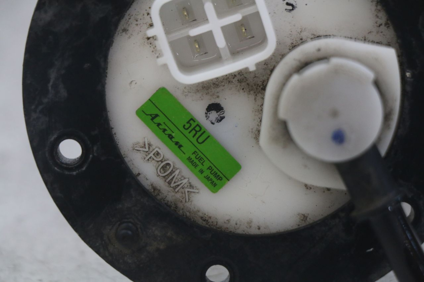 photo de KRAFTSTOFFPUMPE YAMAHA YP MAJESTY 400 (2004 - 2008) - Zoom auf Gebrauchszustand