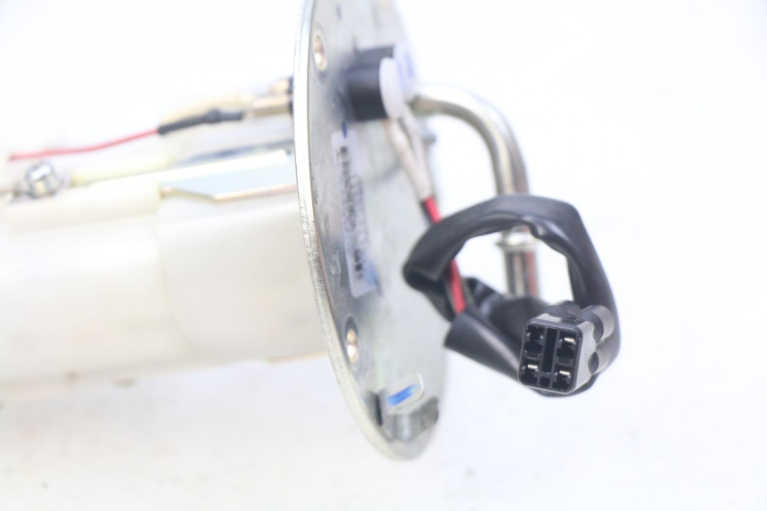 photo de BENZINPUMPE KAWASAKI Z 650 (2016 - 2019) - Kennzeichnungen und Originalreferenzen