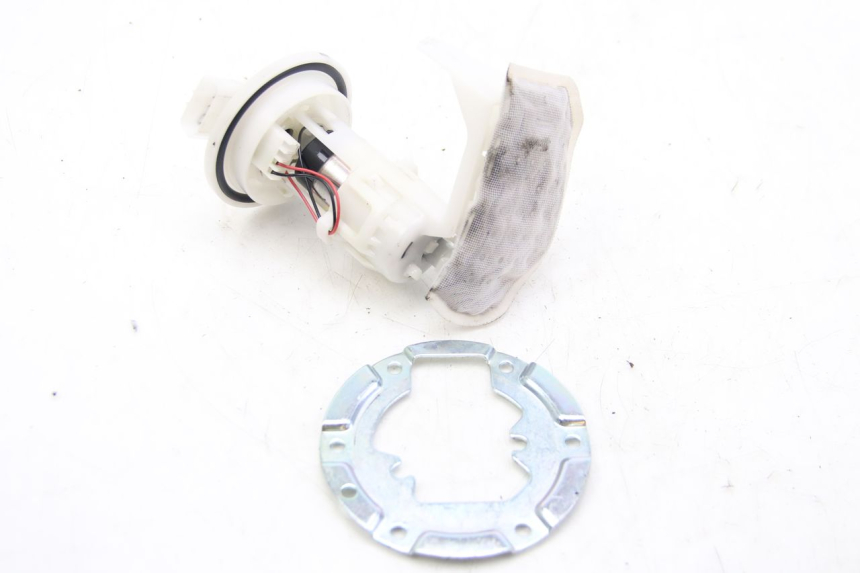 photo de KRAFTSTOFFPUMPE PIAGGIO ZIP 4T 50 (2018 - 2020) - Hauptansicht