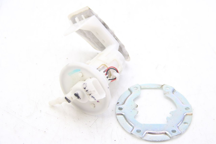 photo de KRAFTSTOFFPUMPE PIAGGIO ZIP 4T 50 (2018 - 2020) - Zoom auf Gebrauchszustand