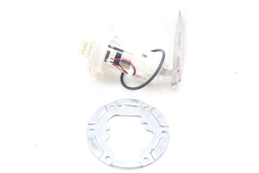 photo de KRAFTSTOFFPUMPE PIAGGIO ZIP 4T 50 (2018 - 2020) - Alternative Perspektive