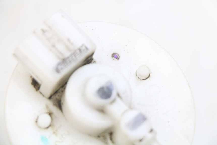 photo de KRAFTSTOFFPUMPE PIAGGIO ZIP 4T 50 (2018 - 2020) - Zoom auf Gebrauchszustand