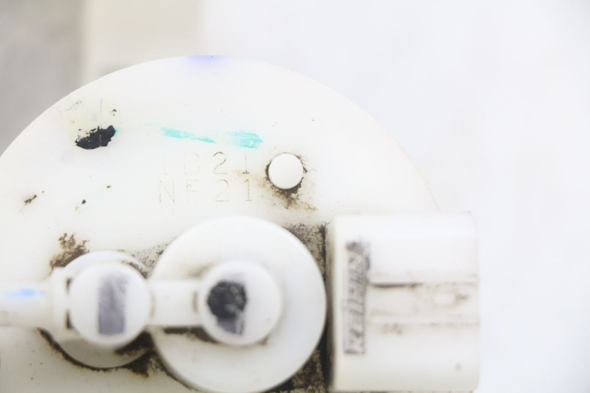 photo de KRAFTSTOFFPUMPE PIAGGIO ZIP 4T 50 (2018 - 2020) - Alternative Perspektive