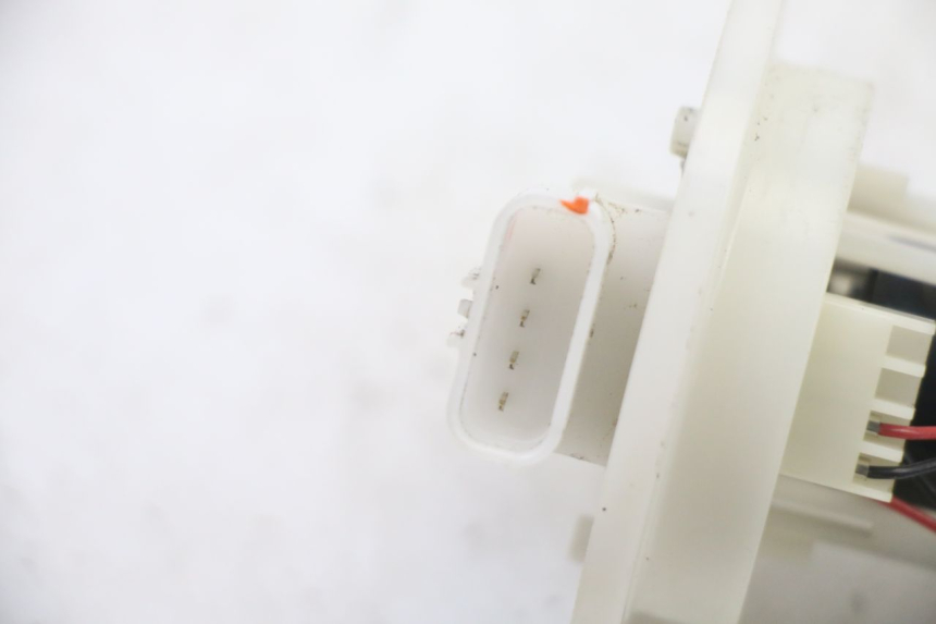 photo de KRAFTSTOFFPUMPE PIAGGIO ZIP 4T 50 (2018 - 2020) - Alternative Perspektive