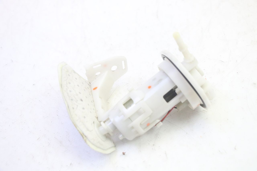 photo de KRAFTSTOFFPUMPE PIAGGIO ZIP 4T 50 (2018 - 2020) - Zoom auf Gebrauchszustand