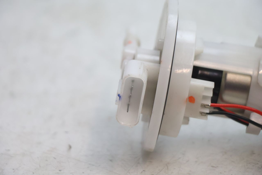 photo de KRAFTSTOFFPUMPE PIAGGIO ZIP 4T 50 (2018 - 2020) - Alternative Perspektive