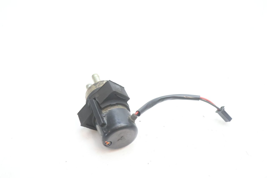 photo de BENZINPUMPE KAWASAKI ZX-6R ZX6R 600 (1995 - 1997) - Technische Nahaufnahme