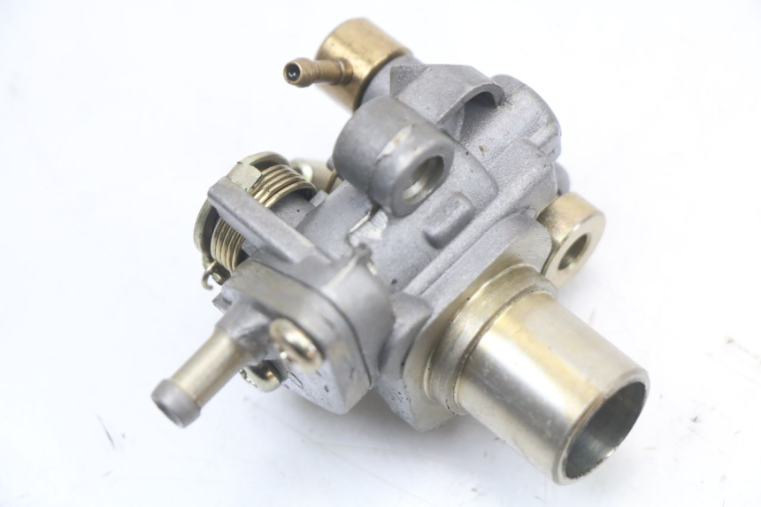 photo de ÖLPUMPE  DAELIM A-FOUR 2T 50 (2005 - 2012) - Oberflächenzustand und Material