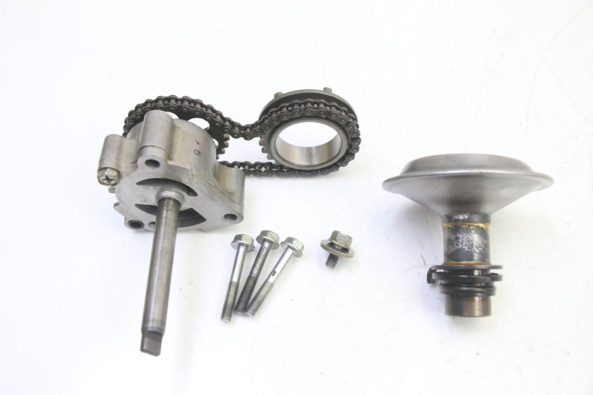 photo de ÖLPUMPE HONDA CBR RR FIREBLADE 900 (1992 - 1994) - Detailansicht des Bauteils