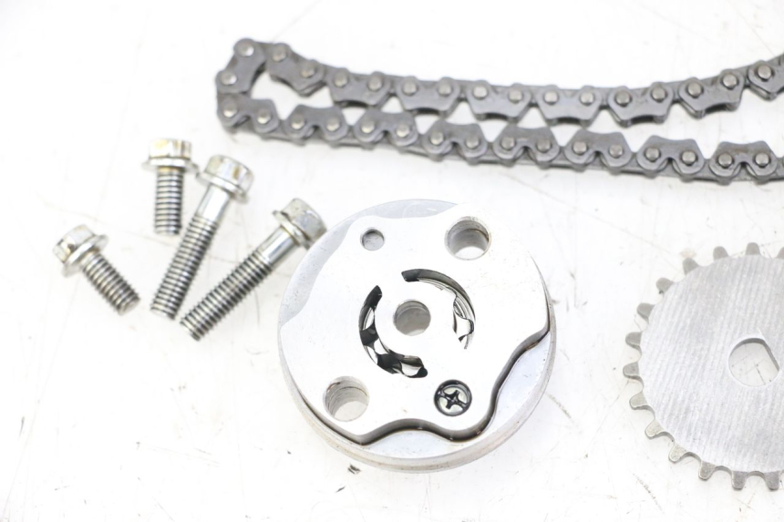 photo de ÖLPUMPE  DAELIM BESBI 125 (2007 - 2008) - Technische Nahaufnahme