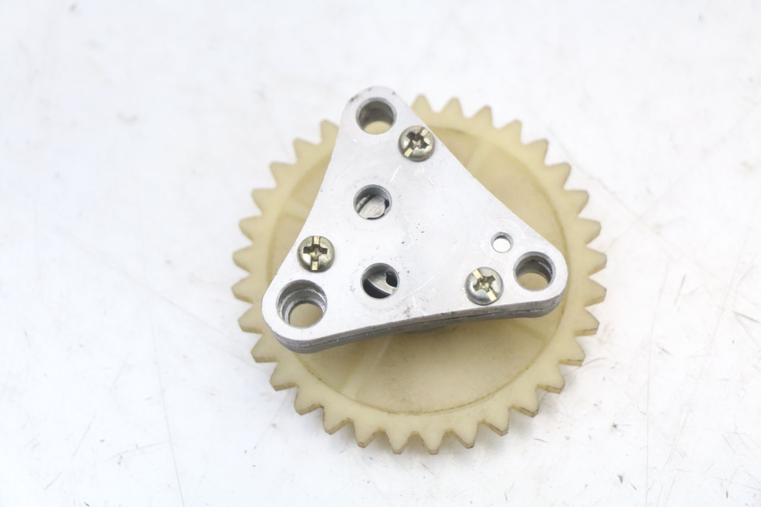 photo de ÖLPUMPE KYMCO DINK 4T 50 (2007 - 2018) - Detailansicht des Bauteils