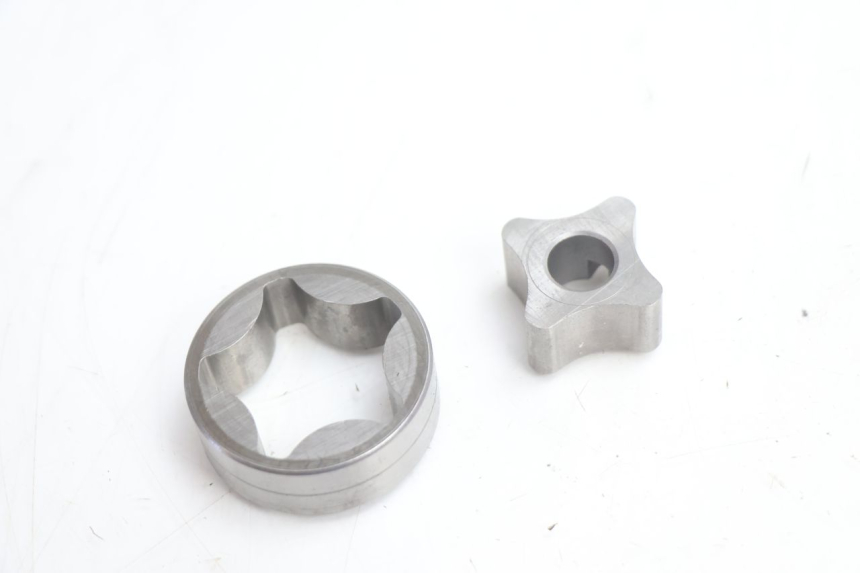 photo de ÖLPUMPE  KAWASAKI ER-6 ER6 N 650 (2005 - 2009) - Technische Nahaufnahme