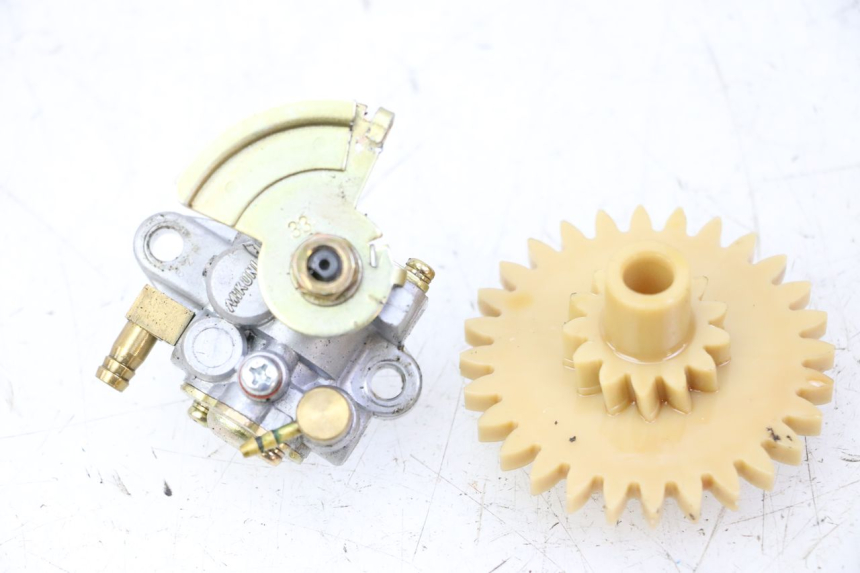 photo de ÖLPUMPE  APRILIA ETX 125 (1998 - 2002) - Hauptansicht