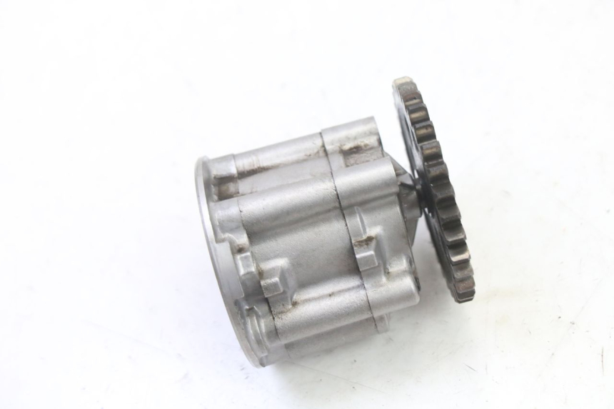 photo de ÖLPUMPE  YAMAHA FJ 36Y 1100 (1984 - 1985) - Zoom auf Gebrauchszustand