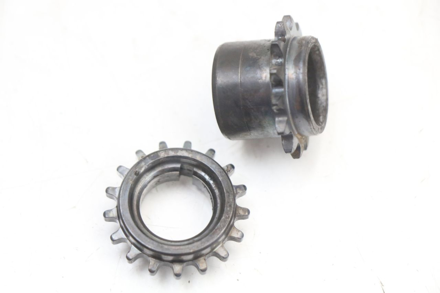 photo de ÖLPUMPE  PIAGGIO FLY 4T 50 (2004 - 2010) - Oberflächenzustand und Material