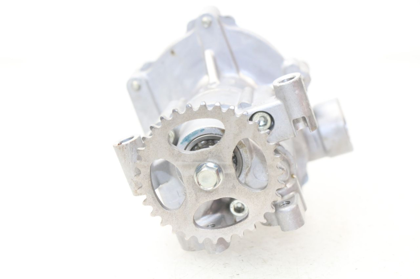 photo de ÖLPUMPE  YAMAHA FZ8 800 (2010 - 2016) - Details der Befestigungspunkte