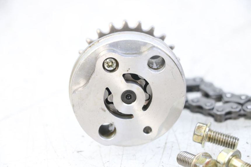 photo de ÖLPUMPE  GOES WIKI 125 (2010 - 2015) - Zoom auf Gebrauchszustand