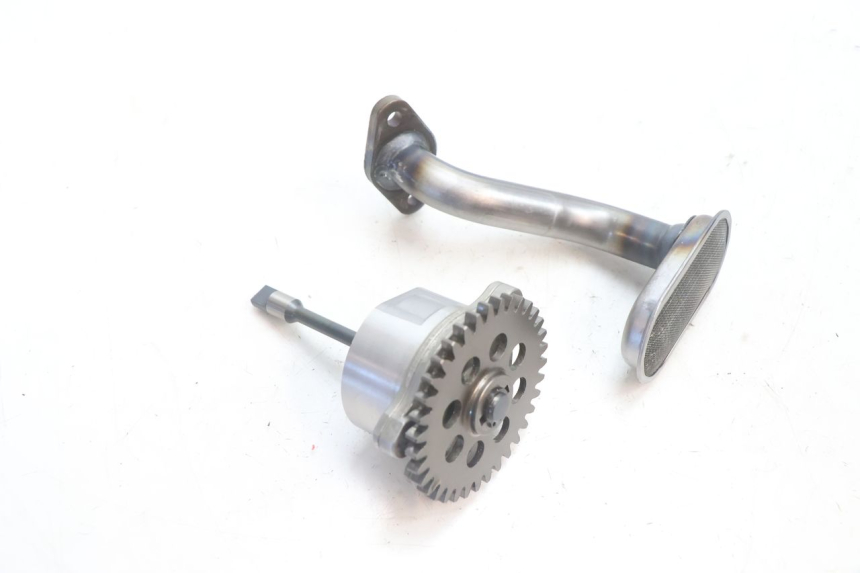 photo de ÖLPUMPE  SUZUKI GSR 600 (2005 - 2012) - Detailansicht des Bauteils