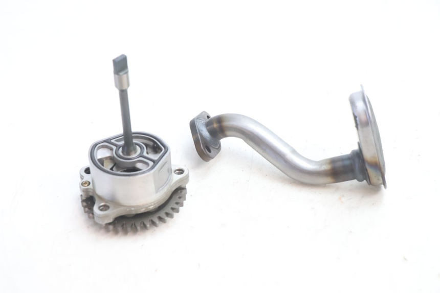photo de ÖLPUMPE  SUZUKI GSR 600 (2005 - 2012) - Alternative Perspektive