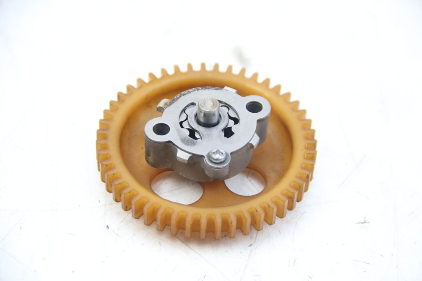 photo de ÖLPUMPE YAMAHA HW XENTER 125 (2011 - 2017) - Zoom auf Gebrauchszustand