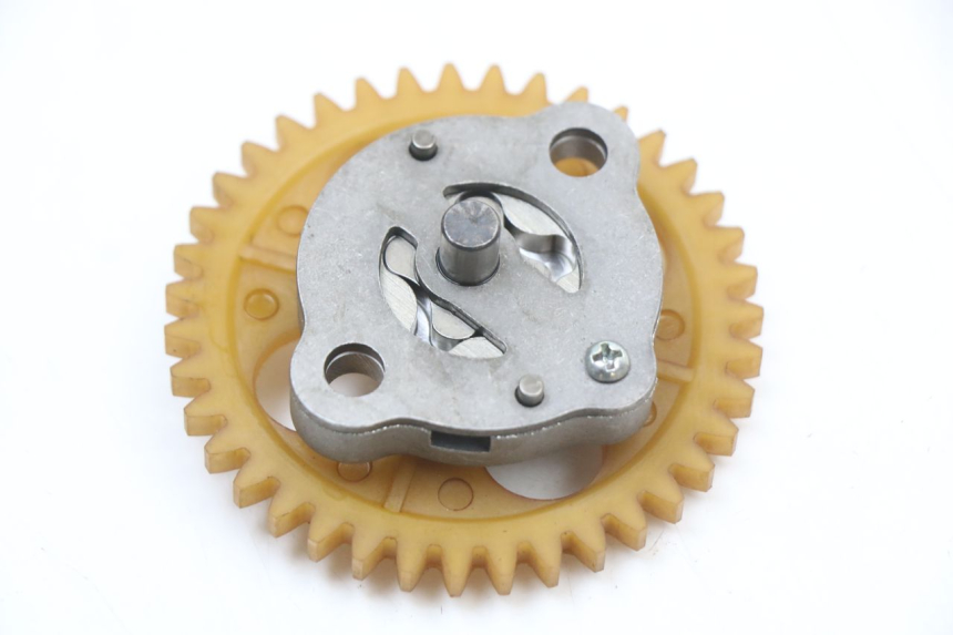 photo de ÖLPUMPE SYM JET 14 4T 50 (2018 - 2022) - Zoom auf Gebrauchszustand