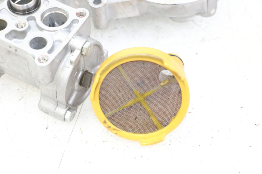 photo de ÖLPUMPE  KAWASAKI GTR 1000 (1994 - 2004) - Details der Befestigungspunkte