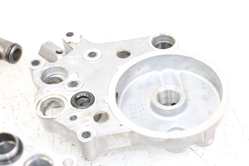 photo de ÖLPUMPE  KAWASAKI GTR 1000 (1994 - 2004) - Oberflächenzustand und Material