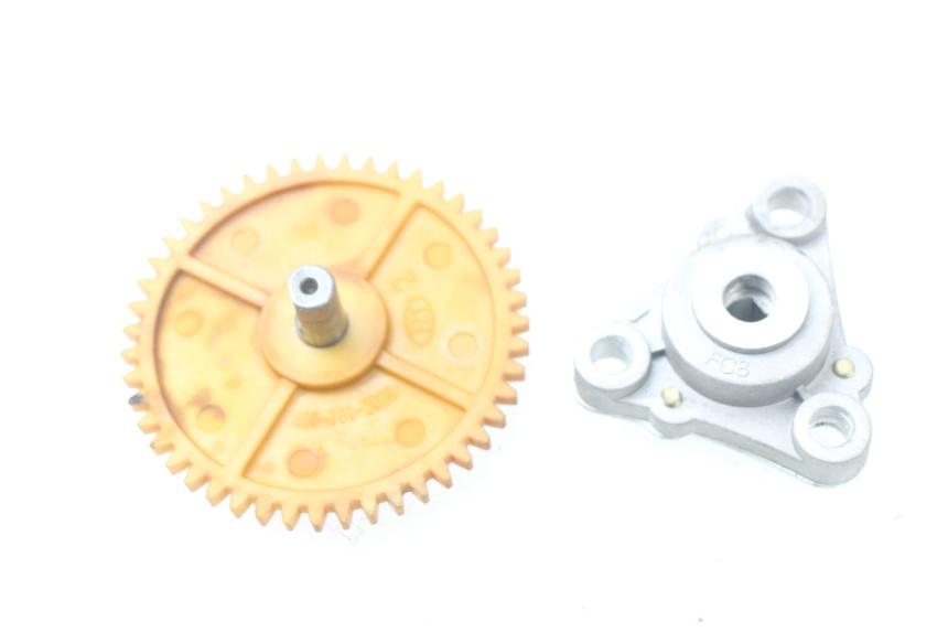 photo de ÖLPUMPE PEUGEOT KISBEE 4T 50 (2010 - 2017) - Detailansicht des Bauteils