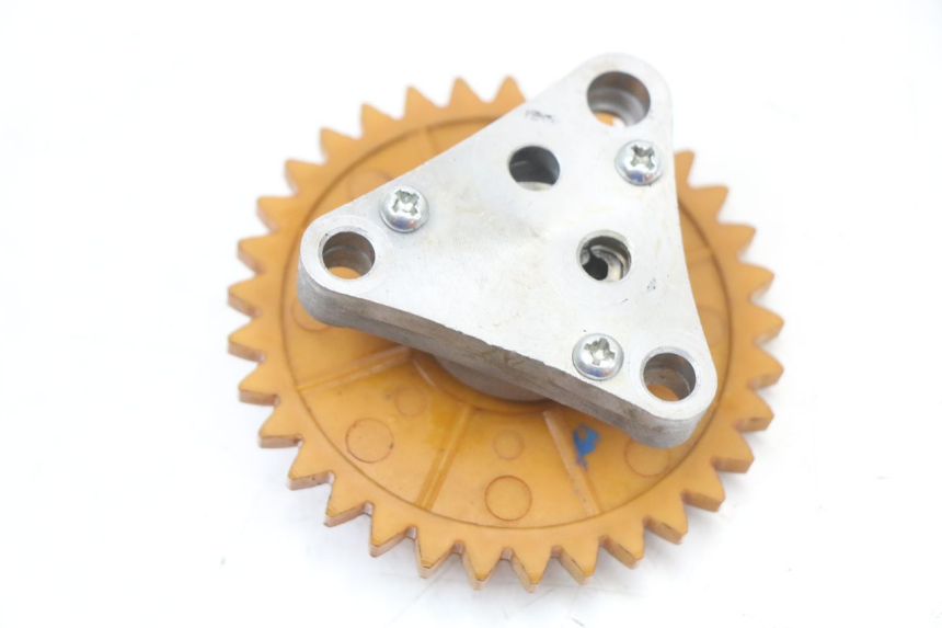 photo de ÖLPUMPE PEUGEOT KISBEE 4T 50 (2018 - 2022) - Zoom auf Gebrauchszustand