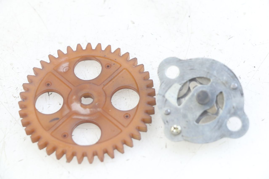 photo de ÖLPUMPE SYM MIO 50 (2011 - 2017) - Zoom auf Gebrauchszustand