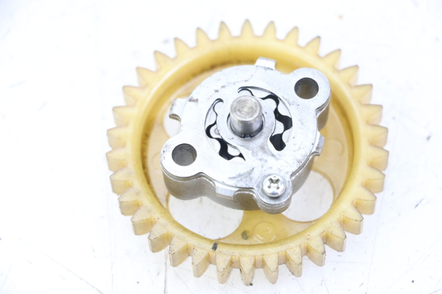 photo de ÖLPUMPE MBK MW TRYPTIK 125 (2014 - 2016) - Detailansicht des Bauteils