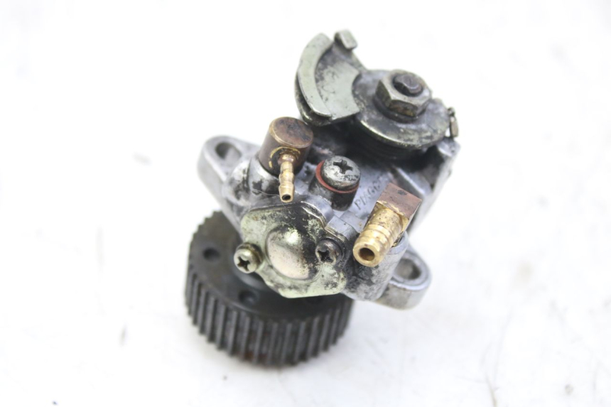 photo de ÖLPUMPE PIAGGIO NEW TYPHOON 50 (2018 - 2021) - Details der Befestigungspunkte