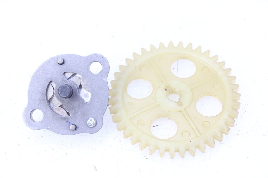 photo de ÖLPUMPE  SYM ORBIT III 3 4T 50 (2021 - 2025) - Zoom auf Gebrauchszustand