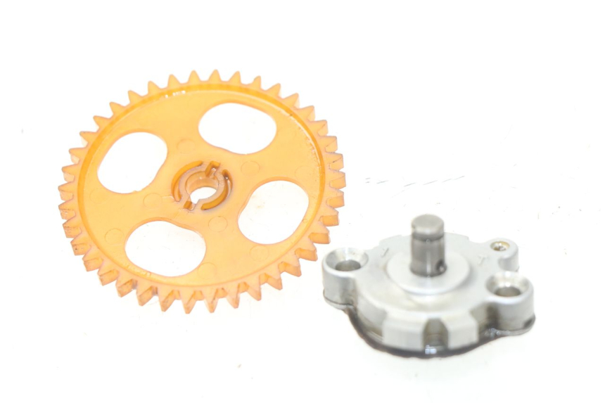 photo de ÖLPUMPE  MBK OVETTO 4T 50 (2008 - 2016) - Hauptansicht