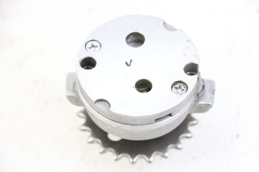 photo de ÖLPUMPE  PIAGGIO VESPA GRANTURISMO 200 (2004 - 2005) - Detailansicht des Bauteils