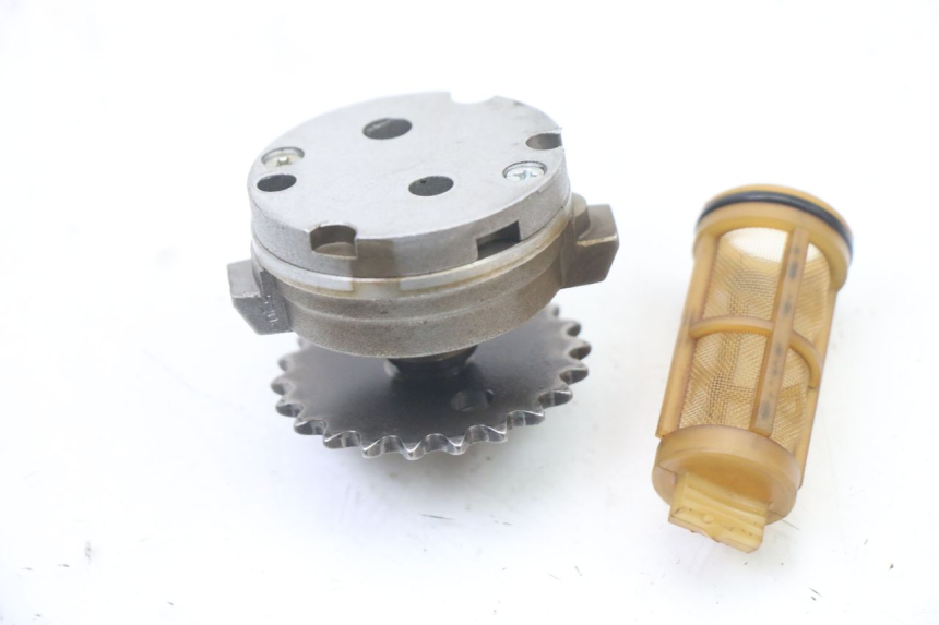 photo de ÖLPUMPE  PIAGGIO X8 125 (2004 - 2007) - Zoom auf Gebrauchszustand