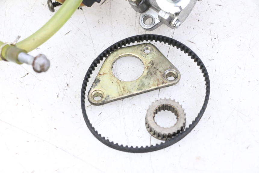 photo de ÖLPUMPE PIAGGIO ZIP 2T 50 (2009 - 2019) - Oberflächenzustand und Material